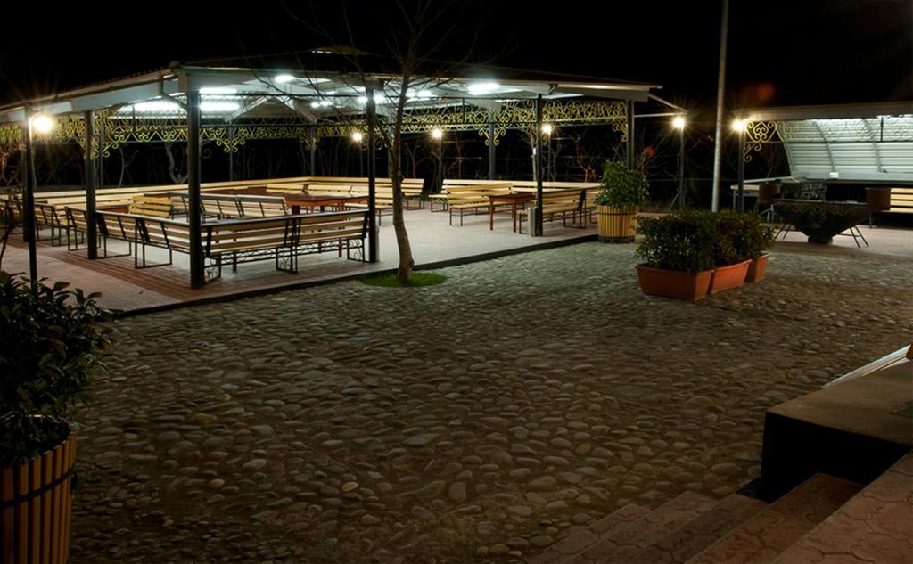 Dormitory Hualing Tbilisi Exterior photo