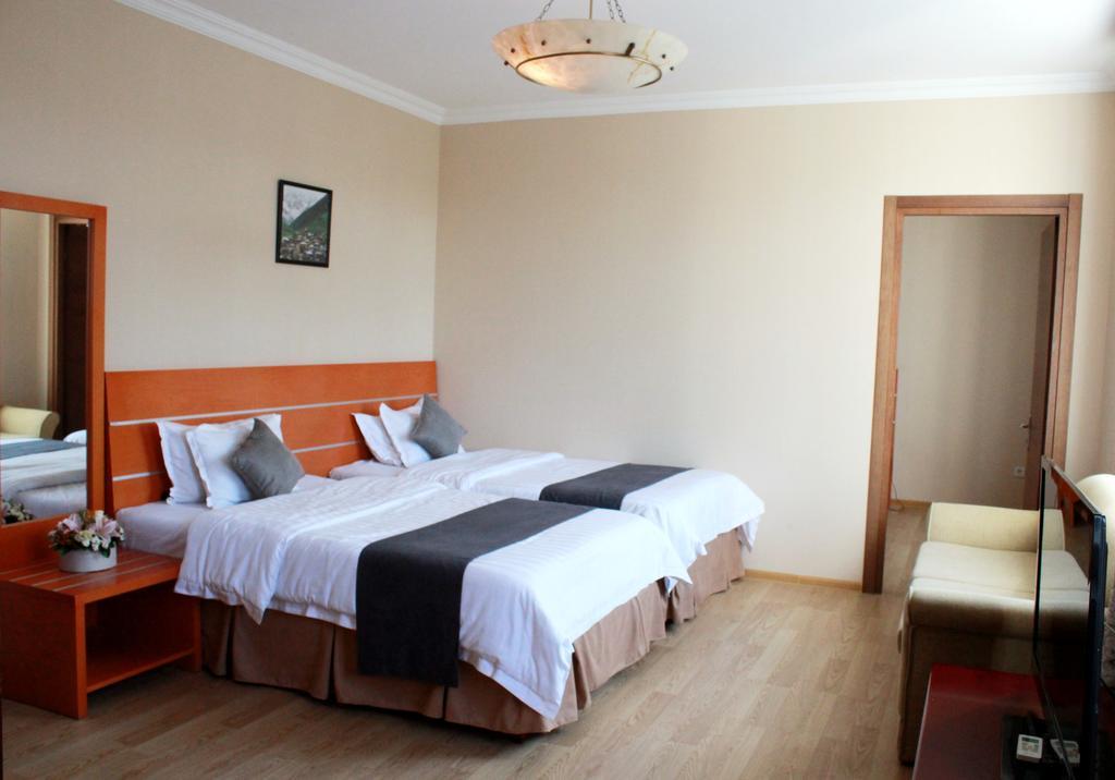 Dormitory Hualing Tbilisi Exterior photo